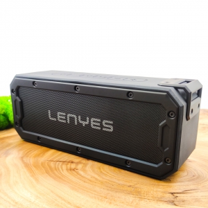 Мощная противоударная Bluetooth колонка с пыле и влагозащитой Lenyes S108